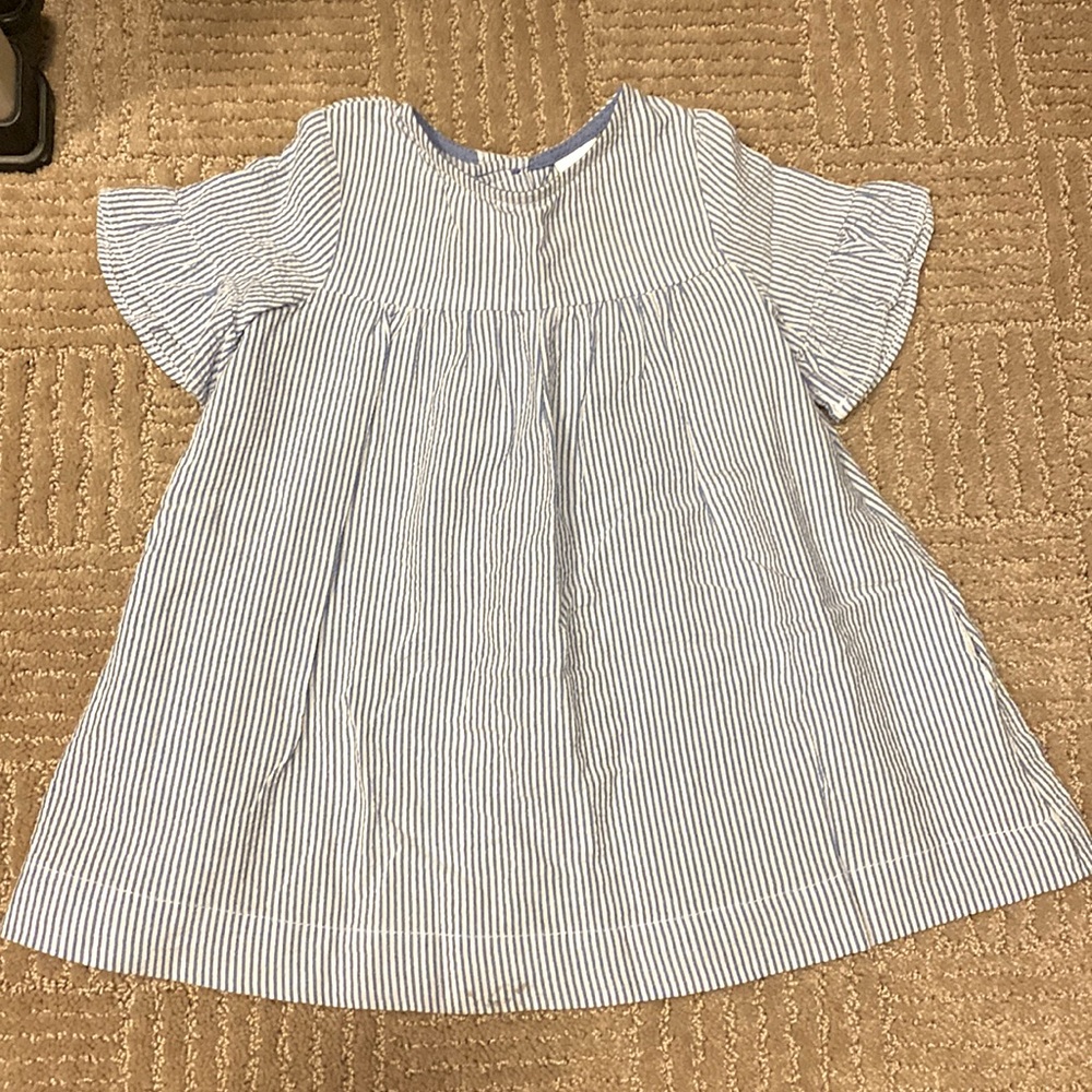 Zara baby girl size 12-18 months seersucker bell sleeve striped dress